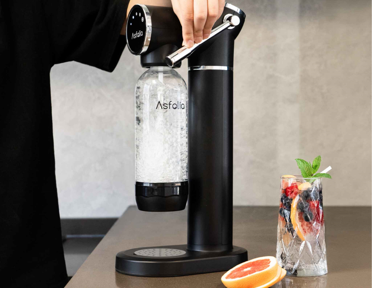 In the summer of 2024, you need an Asfolia LED Carbonated Water Maker to help you quit alcohol